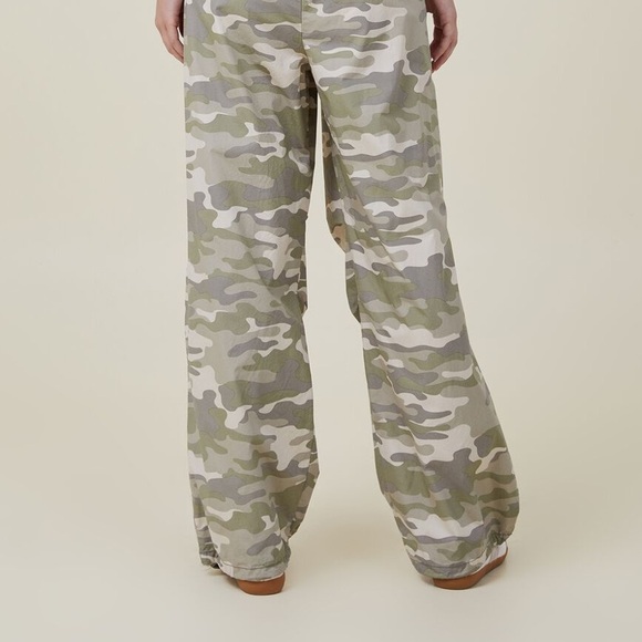 Cotton On Jordan cargo pants camouflage - Picture 4 of 4